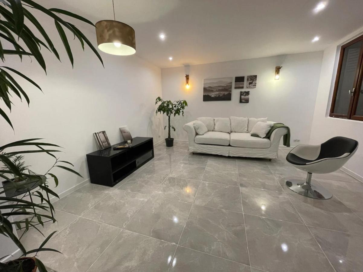 Agreable Maison Centre-Ville Bourg-Saint-Andeol Exterior photo